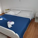 Gaj アパート ブロダリツァ